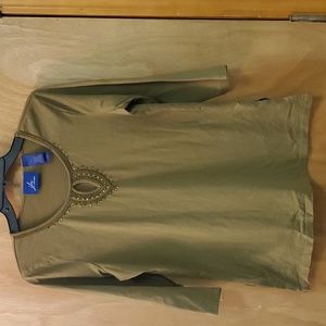 J.H. Collectibles blouse size M in olive green